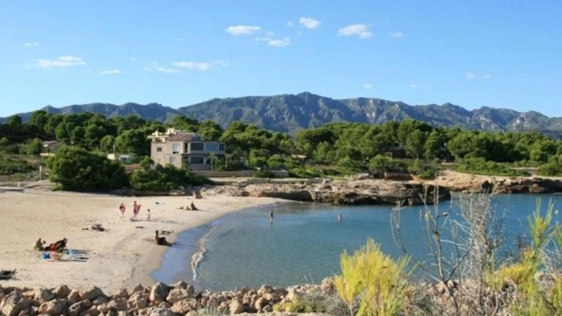 Villa Acogedora Con Piscina Privada, 3 Habitaciones Y Barbacoa En L'Ametlla De Mar - Hisp-217-34